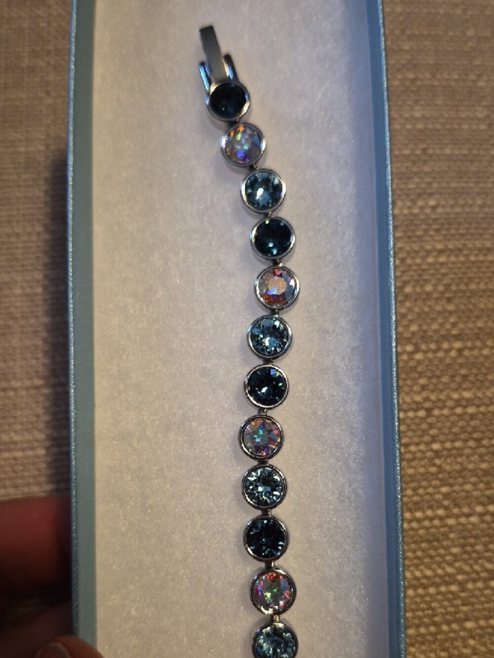 Touchstone Crystal Braclet - Picture 4 of 4